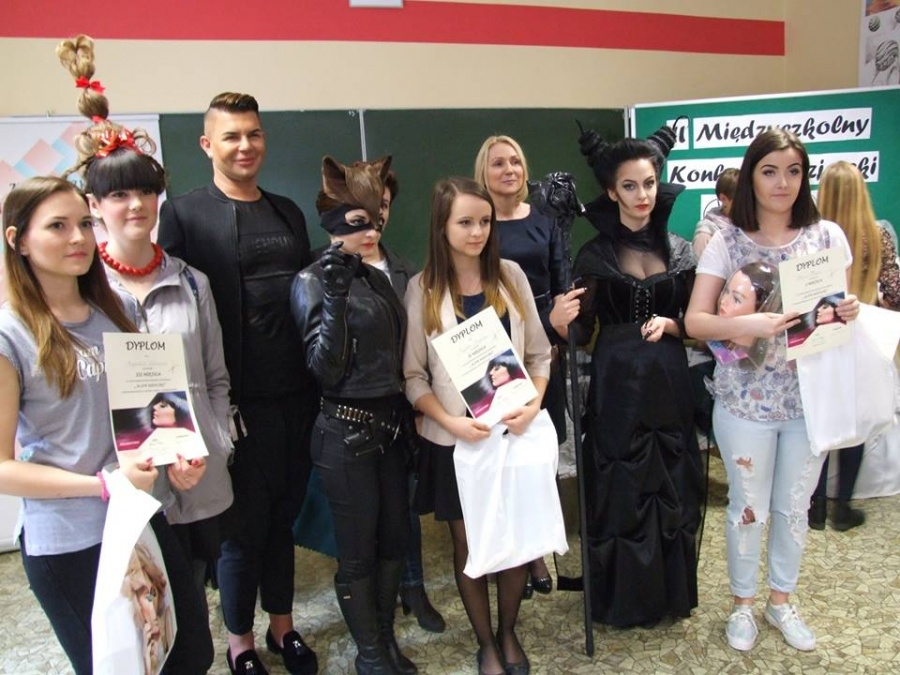 Zstih Konin Złote Nożyczki Wyczarowały Bajkowych Bohaterów