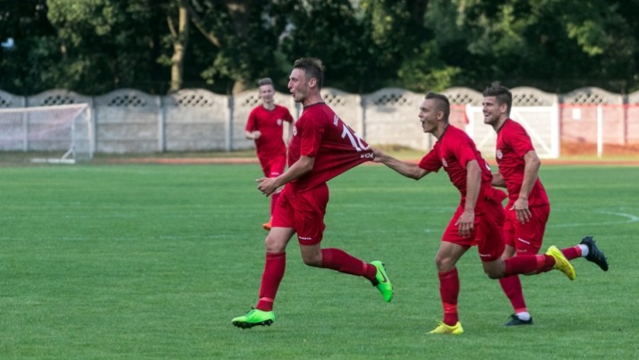 IV liga. Porażka Olimpii z Odolanovią, horonowy gol Sobieraja