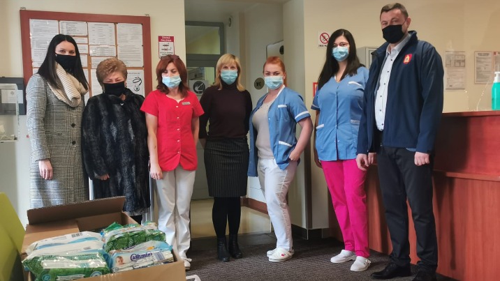 Pomoc ze Starego Miasta dotarła do hospicjum w Licheniu Starym
