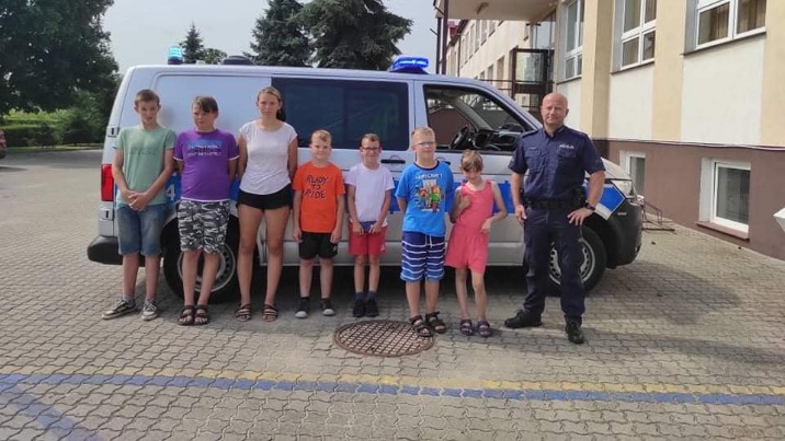 Sompolno. Jak wypoczywać nad wodą? Radzą policjanci