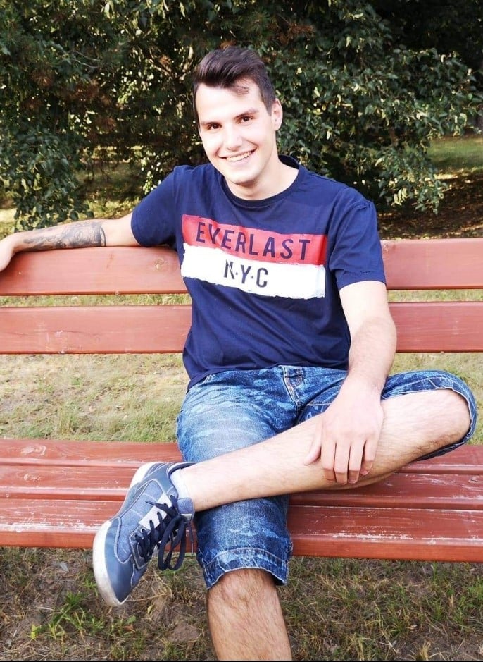 Wyjechał z domu i nie wrócił. Policja poszukuje 22-latka z gm. Osiek Mały