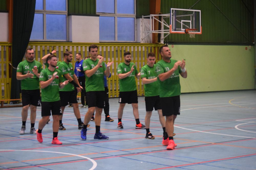 Start Konin po debiucie w II lidze. Faworyt lepszy od nowicjusza
