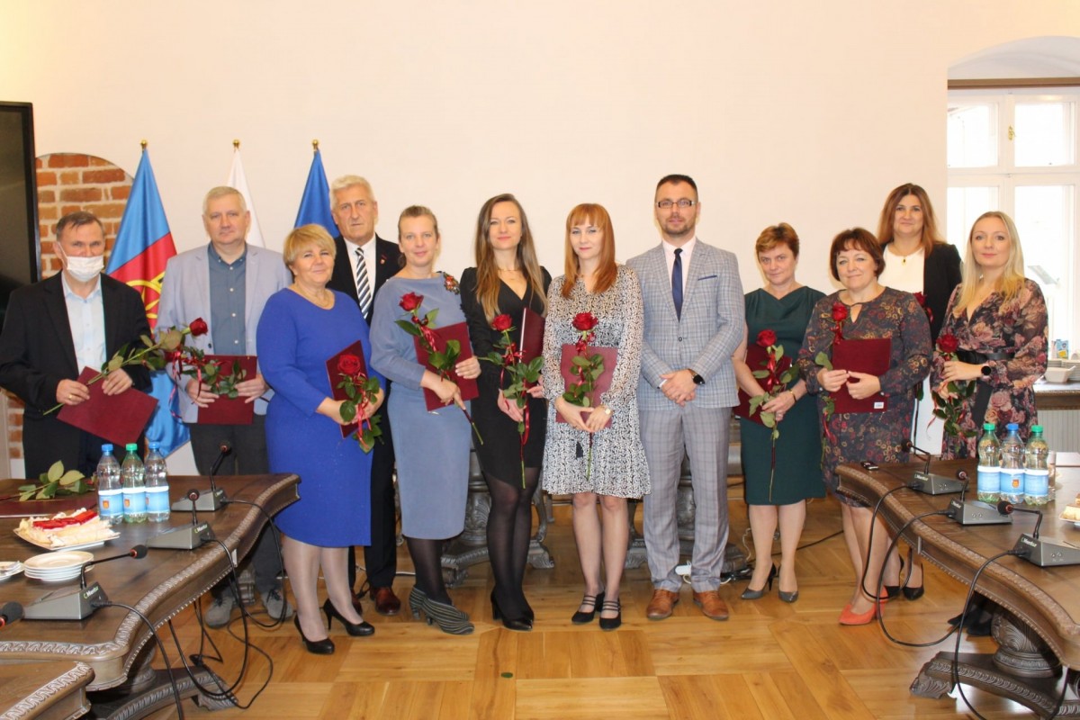 Koło. Nauczyciele otrzymali nagrody burmistrza miasta