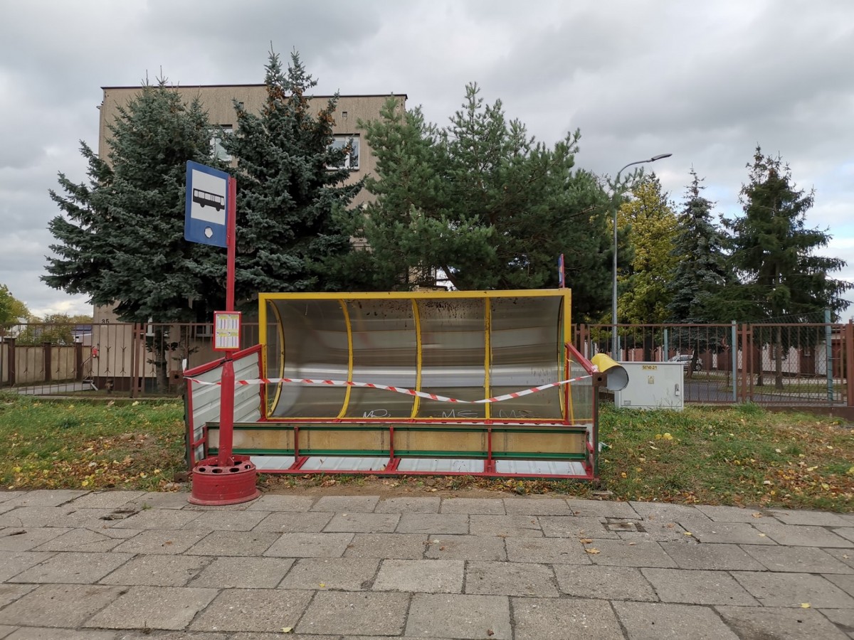 Trwa usuwanie skutków wichury w regionie konińskim