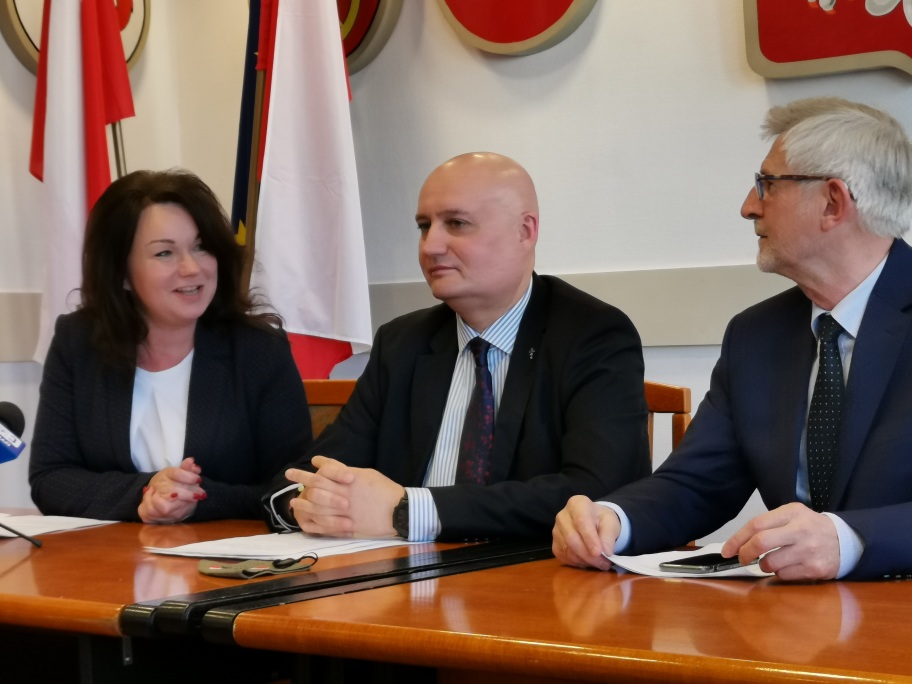 Pieniądze, które spłyną do społeczności lokalnych. Lista inwestycji w okręgu