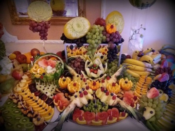 Stół owocowy, carving, dekoracje owocowe
