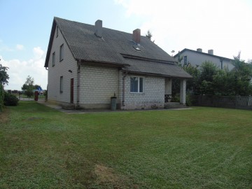 Budzisław Kościelny - Dom w cichej i spokojnej okolicy