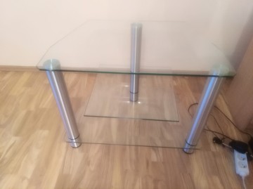 Szklany stolik