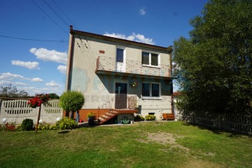 Na sprzedaż dom w Kawnicach gm. Golina www.abakus.pl