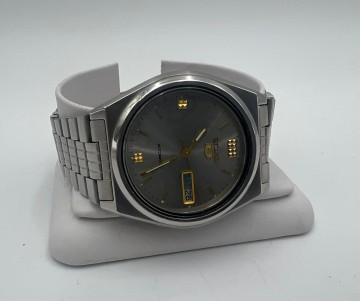 Zegarek Seiko 7009-3040 F