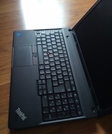 JAK NOWY Lenovo E530c 15,6" i7-3612QM 8GB 256 ssd hdmi Win10