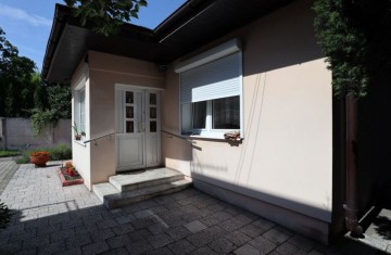 Budynki mieszkalne 180m od deptaka nad Jeziorem Ślesińskim