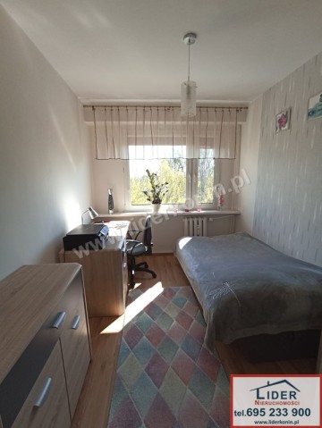 Rozkładowe mieszkanie – balkon – 2 pokoje – os. V