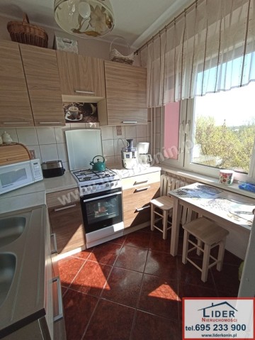 Rozkładowe mieszkanie – balkon – 2 pokoje – os. V