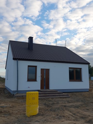 Nowy parterowy dom w spokojnej części Konina Laskówiec