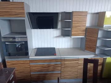 Meble kuchenne Fronty fornir 310 cm + zlewozmywak 2000