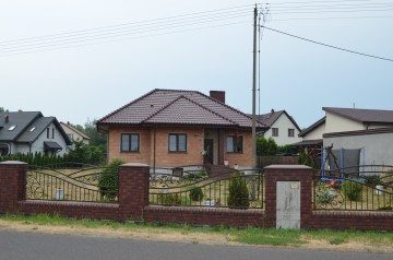 Parterowy dom w Kościelcu na sprzedaż
