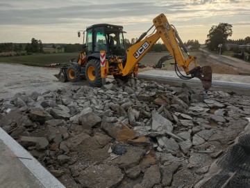 Wyburzenia budynków kucie młotem hydraulicznym