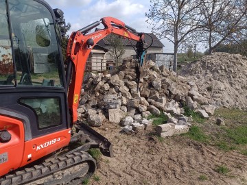 Wyburzenia budynków kucie młotem hydraulicznym