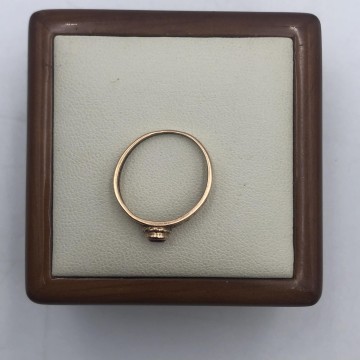 Złoty pierścionek  Próba 585 Waga 1,98g