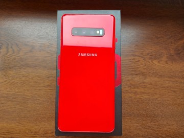Sprzedam Samsunga Galaxy S10+ dual SIM ładny LTE NFC 8gb