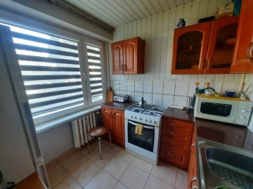 Na sprzedaż 3 pokojowe mieszkanie na parterze, niski blok