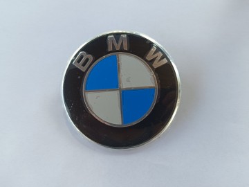 Emblemat znaczek logo BMW na maskę 82mm