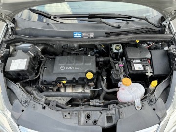 Opel Corsa D LIFT 1.2 benzyna rok 2011 Zarejestrowany