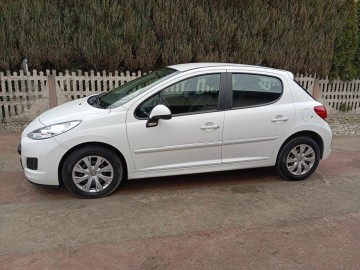 Sprzedam, Peugeot 207+,  Benzyna 1,4, Rok 2013