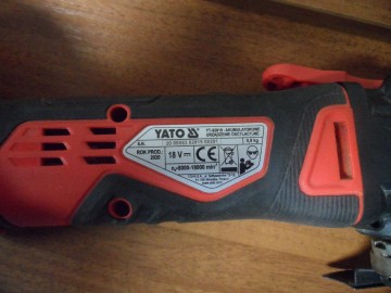 Szlifierka wielofunkcyjna Yato YT-82819 18V body + bateria