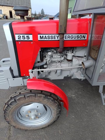 Massey Ferguson 255/ Ursus 255