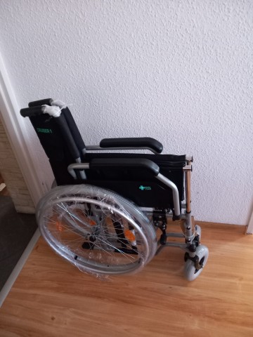 Sprzedam nowe wózki inwalidzkie i balkoniki-podpórki