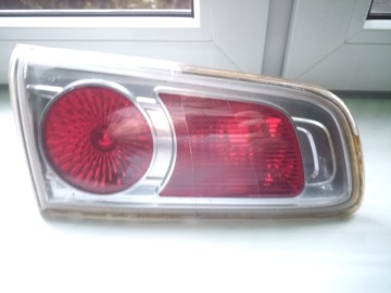 Mazda 2 lampa tył
