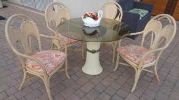stół i 4 krzesła rattan - meble holenderskie Mielnica