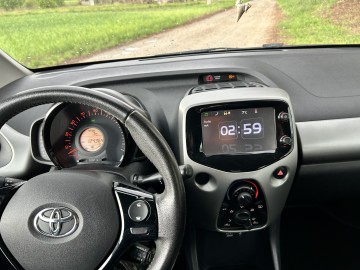 Toyota Aygo 2016, cena 26900 zł