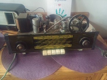 Stare radia i części.