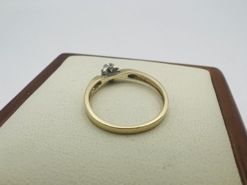 Złoty pierścionek 585 1,57 g