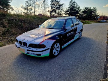 BMW e39 Drift Upalarka 30 benzyna 218 km