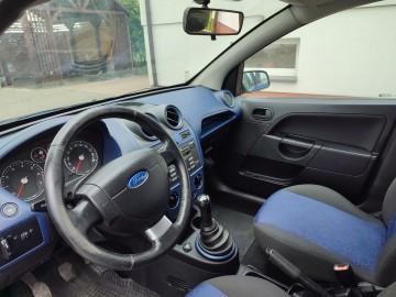 Ford Fiesta 2008 1.3 benzyna + klima