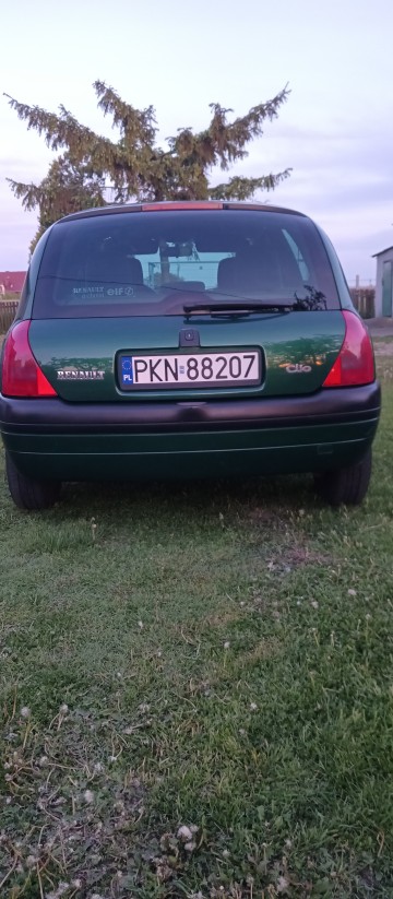 Sprzedam Renault Clio 1.2 rok 2001 benzyna-lpg.
