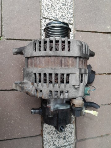 Alternator opel meriva 1,7 CDTI z pompą vacum