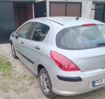 Peugeot 308 1.4 benzyna