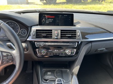 BMW 328i Zarejestrowana Klimatronik Tempomat Nawigacja Xenon
