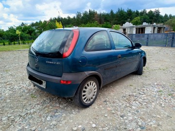 Opel corsa C diesel 1,7 dti 2001 rok