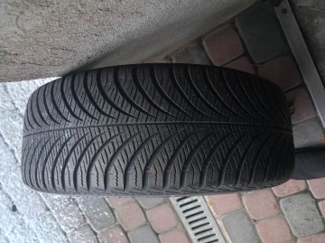 Felgi aluminiowe z oponami 195/55R16 opony zimowe