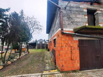 Sprzedam lub zamienię piętrowy, podpiwniczony dom w Osieczy