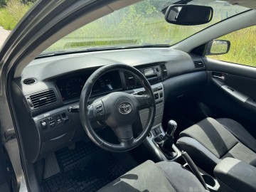 Toyota Corolla 1.4 D-4D salon Polska