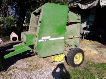 sprzedam prase john deere 545