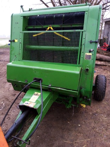 sprzedam prase john deere 545