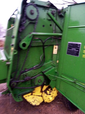 sprzedam prase john deere 545